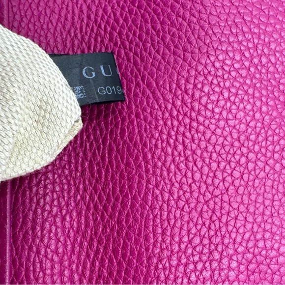 Auth Gucci Medium Fuchsia Leather Soho Crossbody Shoulder Bag Preloved Clutch - Picture 15 of 16
